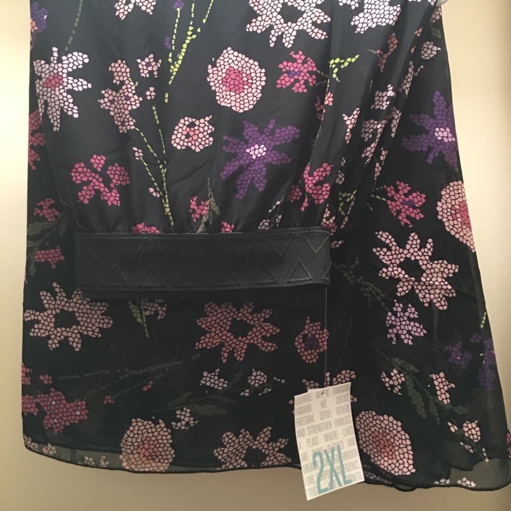 NWT 2XL Lola